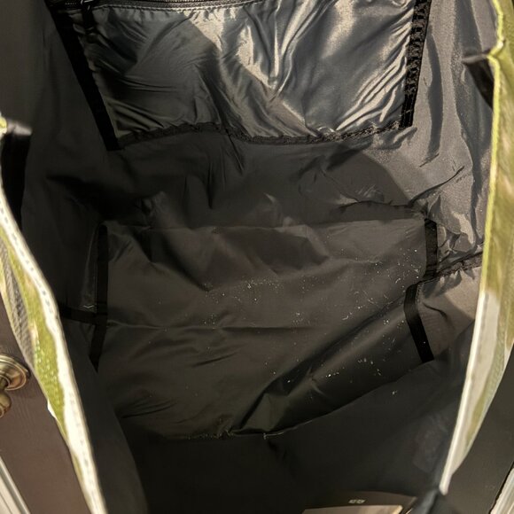 Rareform Recycled material tote bag green and black - Picture 3 of 3